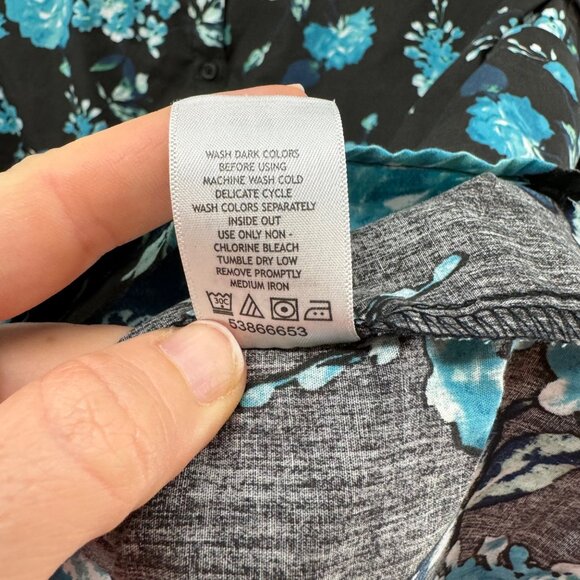 Roamans Floral Top Womens Black Blue Long Sleeve Button Down Shirt Size 40W - Picture 6 of 9